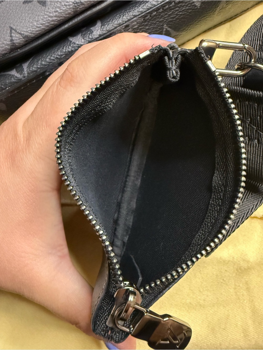 Louis Vuitton Reverse Monogram Eclipse Trio Messenger Bag - Picture 7 of 14
